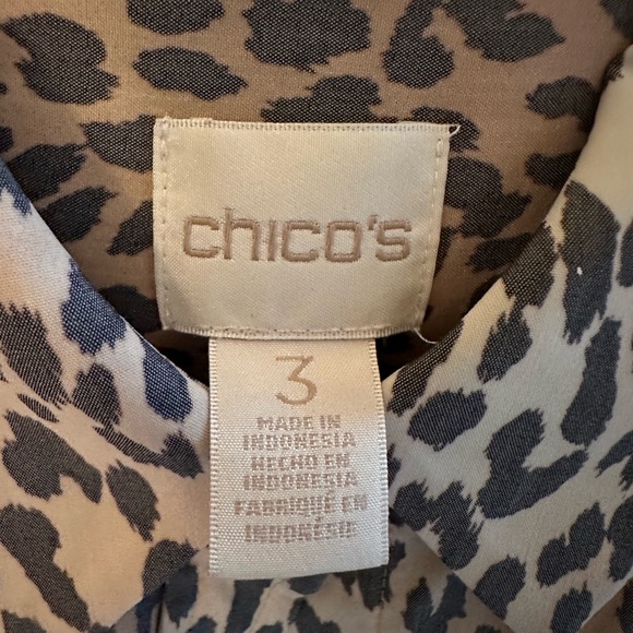Chicos Chetah Animal Print Long Sleeved Buttondown Blouse Size 3 (XL) - Picture 5 of 6